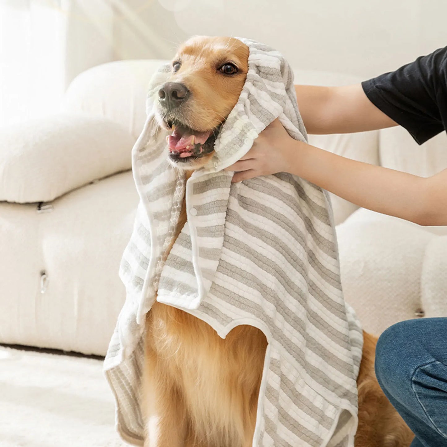Ultra-Saugfähiger Hunde-Bademantel - schnelltrocknend & kuschelig weich