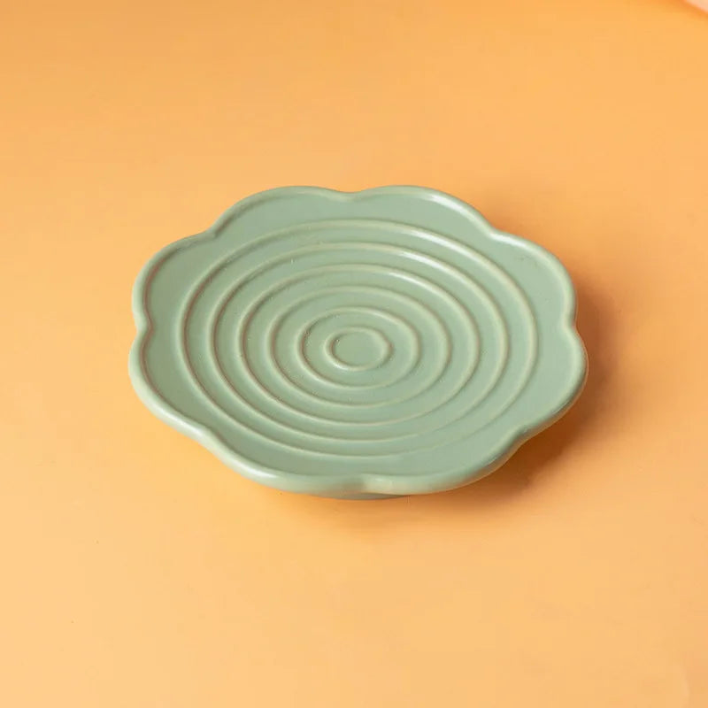 Keramik-Napf 3-in-1 vereint Futternapf, Wassernapf & Snackschale